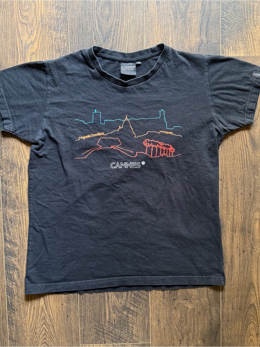 Cannes tee